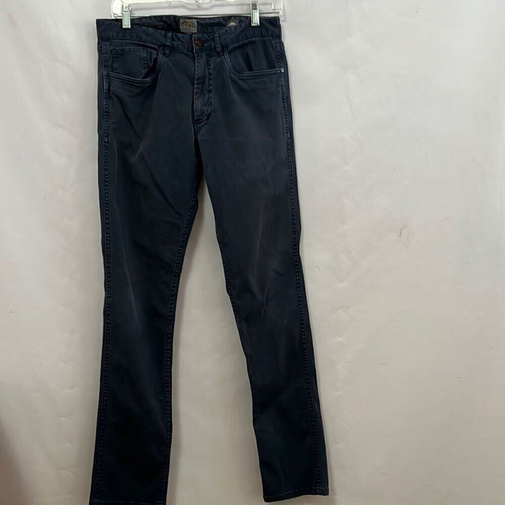FAHERTY BRAND NAVY DISTRESSED JEANS SIZE 30‎